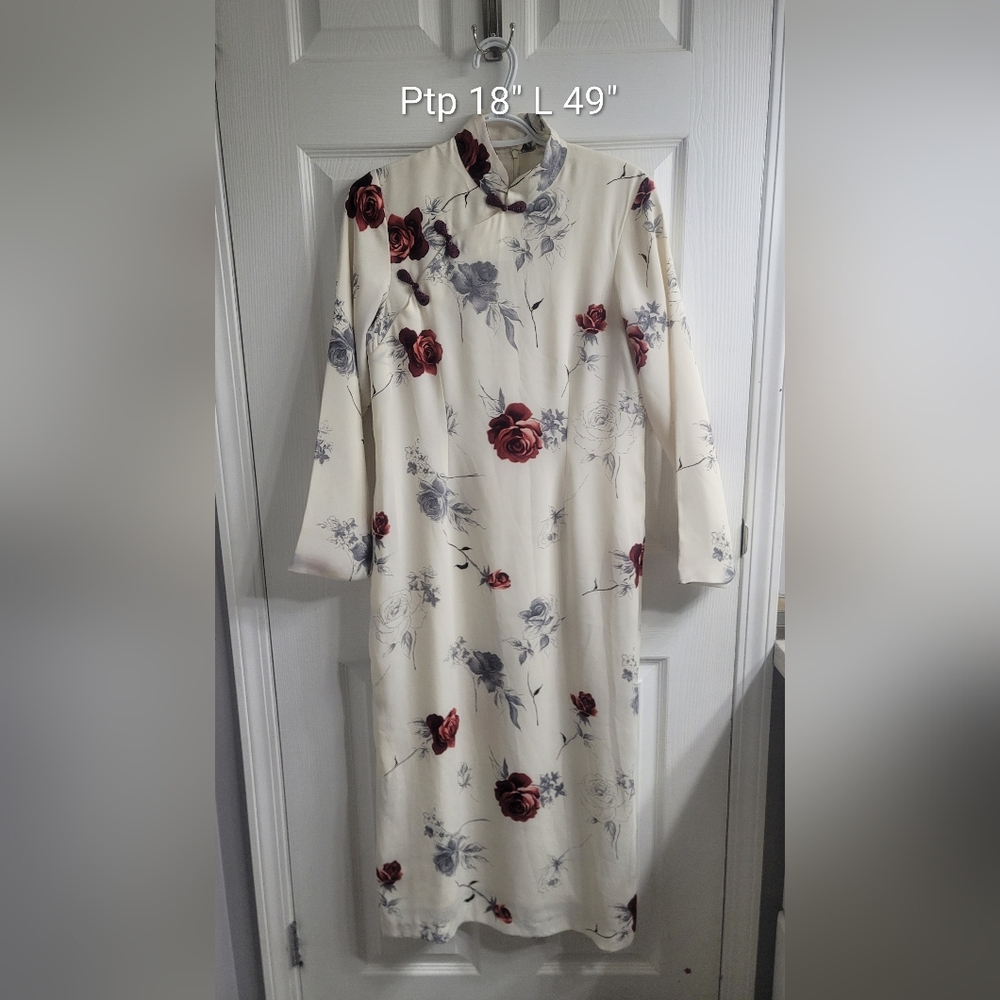 #508 White Floral Dress approx sz M